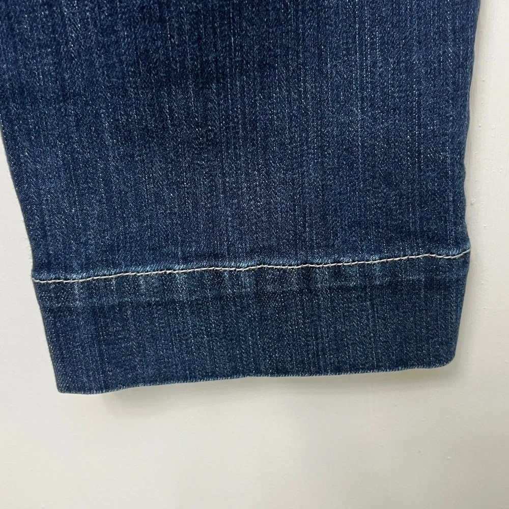 WHBM NOIR Cropped Denim Jeans, Sz 2, 99% cotton 1% Spandex, Distressed Marks